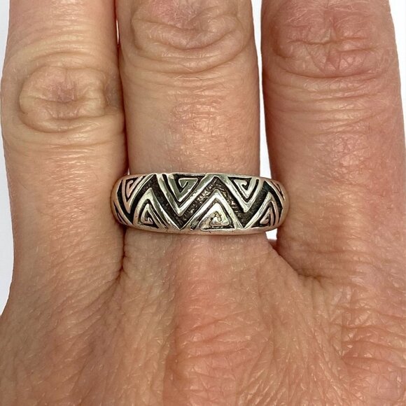 Sterling Silver 925 Oxidized Geometric Maze Pattern Dome Style Band Ring Sz 8.75 - Picture 4 of 16